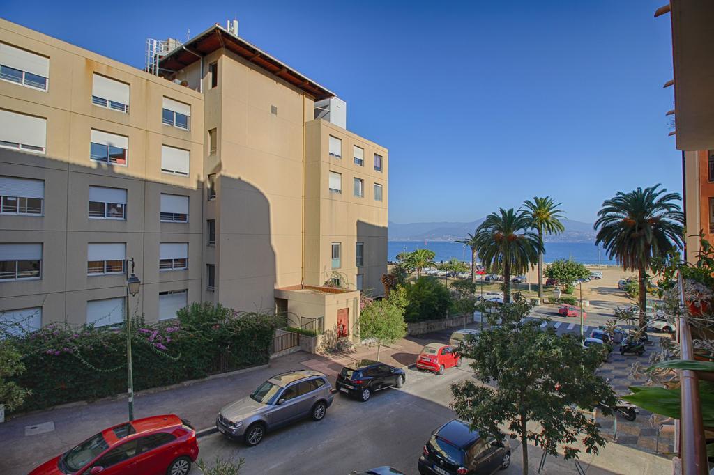 F3 Place Miot Appartement Ajaccio  Buitenkant foto